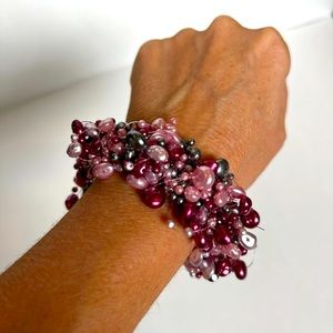 Pretty Light Weight Purple and Pink Beaded Bracelet.